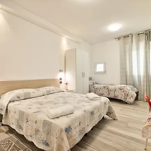 Venice Pink House Gasthof Marghera
