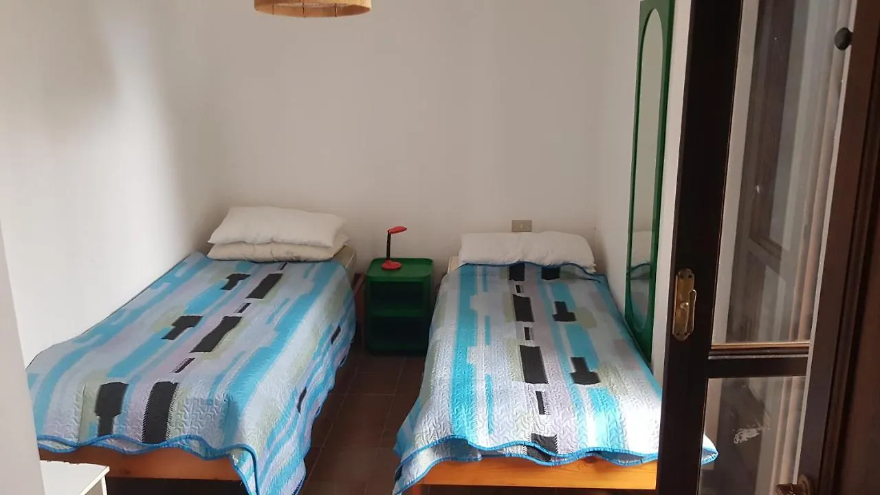 Case La Pergola Στρόμπολι 3*,  Ιταλία