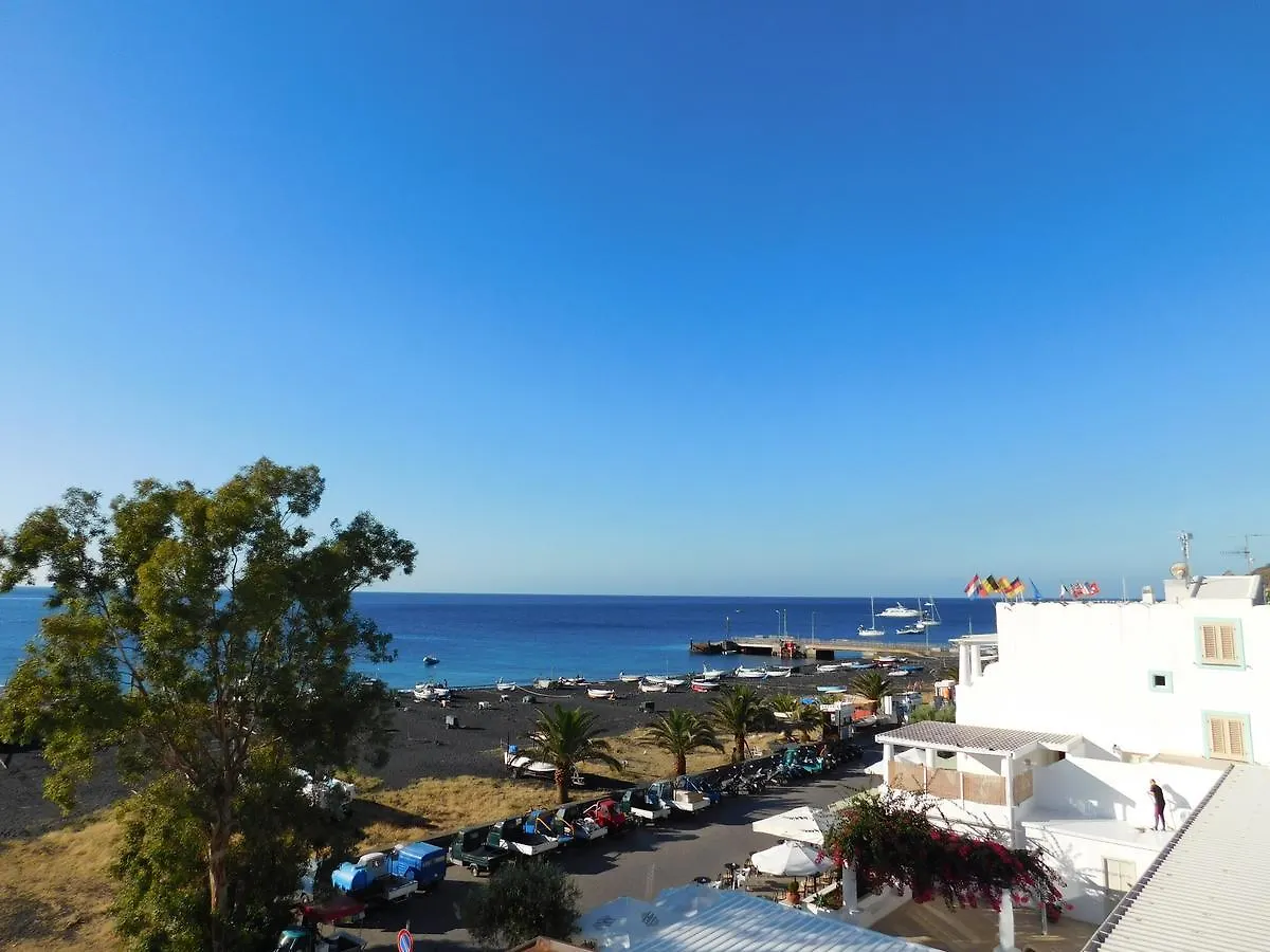 Case La Pergola Στρόμπολι 3*,  Ιταλία
